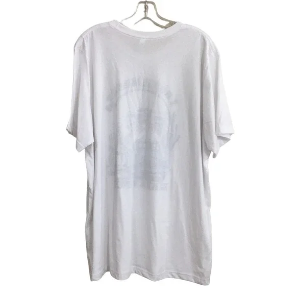 Bella + Canvas Heart Like A Truck Graphic T-shirt, Unisex Shirt, Unisex Size 2X - Picture 2 of 4